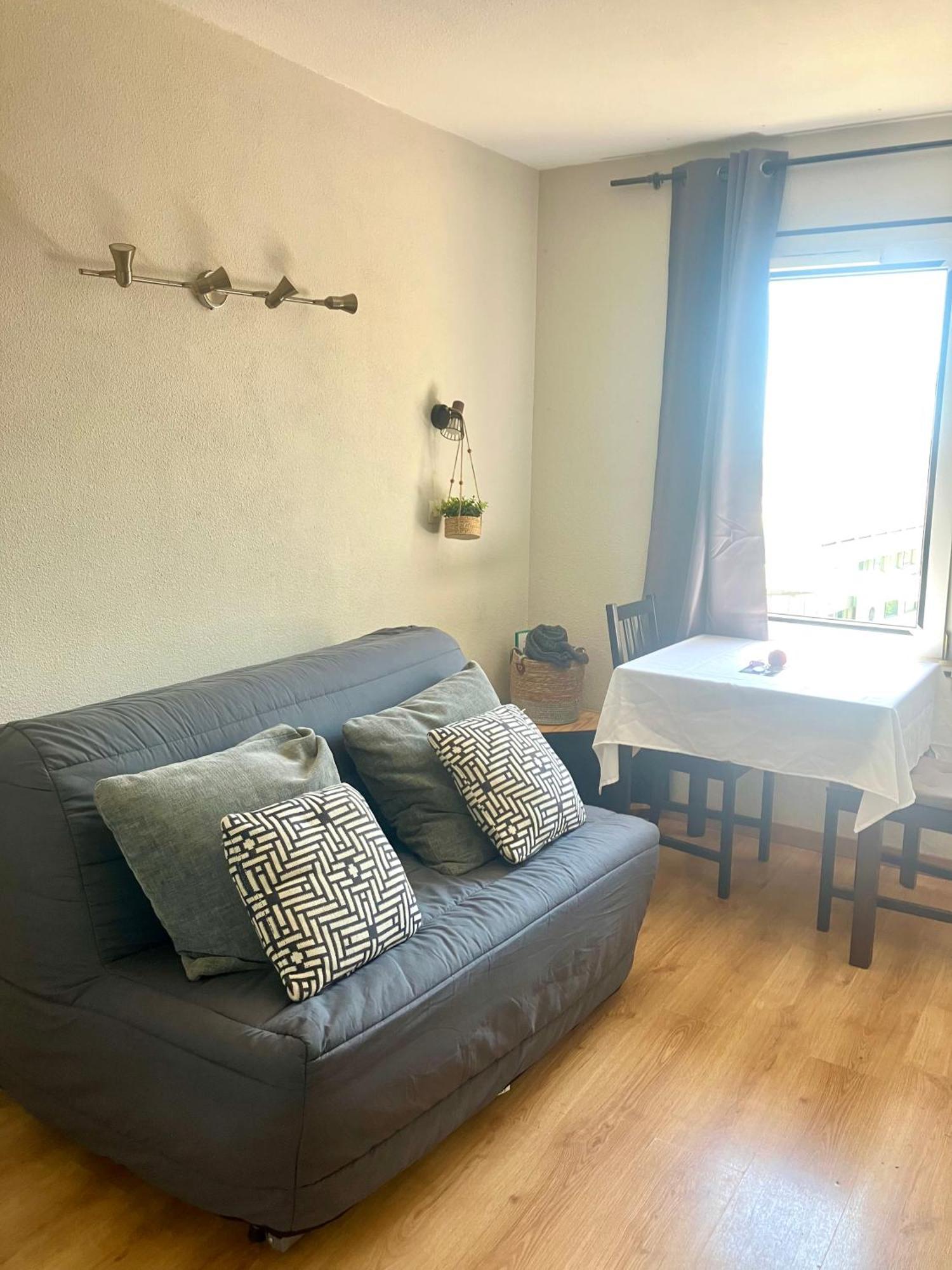 Appartement 2 pièces en étage élevé, centre-ville au calme, petite vue mer Nice Extérieur photo
